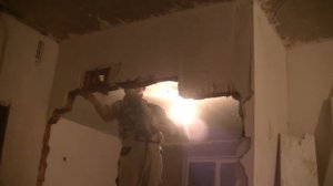 Как самому снести кирпичную стену за 5 минут. Перепланировка в квартире.Сделай сам демонтаж.