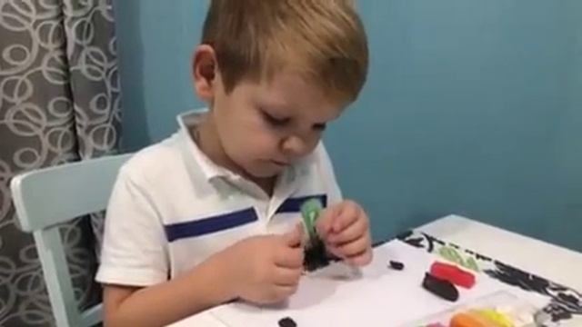 Tim Z TV. Урок 28. Паук из пластилина. смотреть онлайн