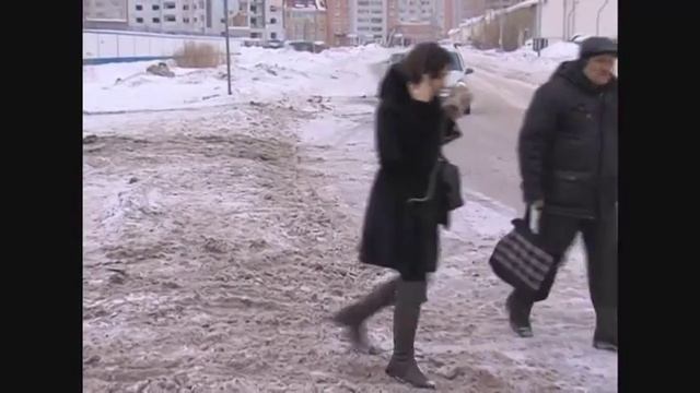 Жители тюменского микрорайона устали ловить автобус, чтобы выехать в город смотреть онлайн