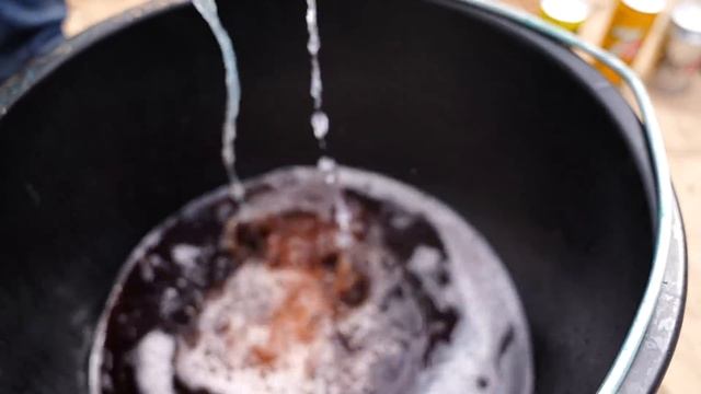 EXPERIMENT: Foam Eruption From Big UnderGround Volcano. Coca Cola, Fanta, Mirinda, Pepsi and MENTOS смотреть онлайн