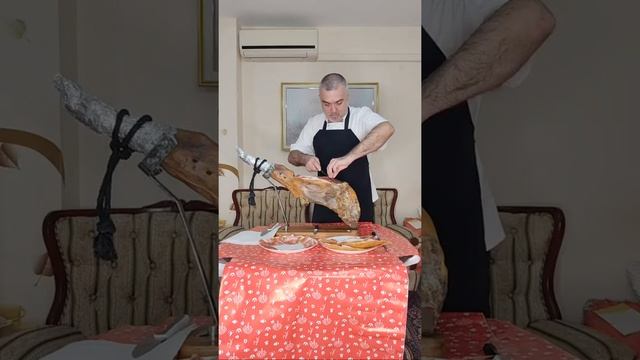 Как правильно резать хамон