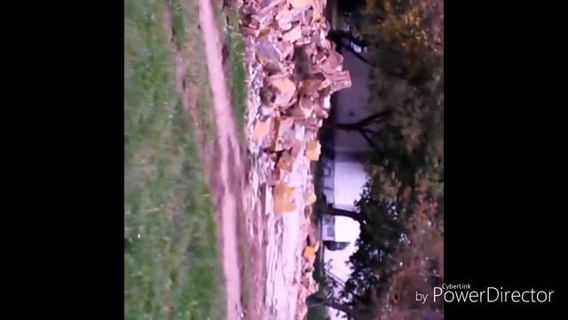 Вот что значит сломанная любимая площадка((( смотреть онлайн