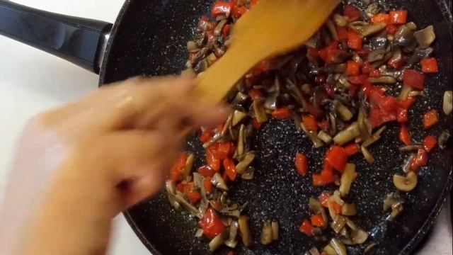 Вкусные рубленые котлеты под шубой. смотреть онлайн