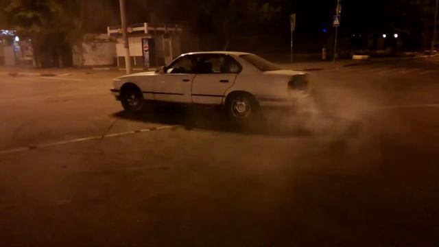 E 34 крутит пятаки смотреть онлайн
