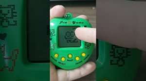 ТАМАГОЧИ?Игра из 90-ых вернулась! Как настроить тамагочи и как за ним ухаживать☺