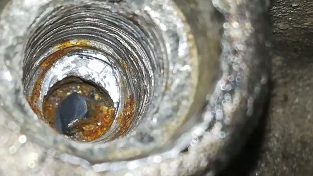 Toyota удаление свечи накала на снятой головке смотреть онлайн