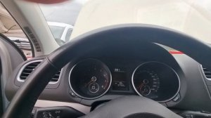 как открыть Volkswagen если сел аккумулятор и батарейка в брелке?