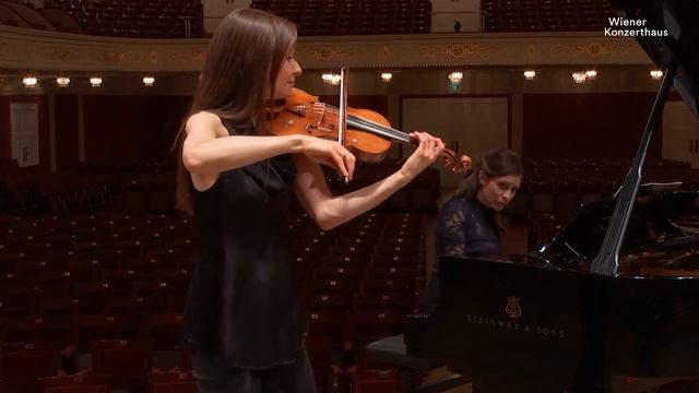 Streaming-Konzert |  Arabella Steinbacher und Eloïse Bella Kohn