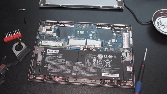 Laptop Re-Pasting  Lenovo YOGA 720-13IKB upgrade CPU thermal compound re-pasting the cpu 