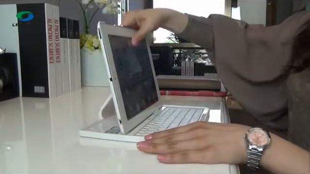leadfar bluetooth keyboard.avi смотреть онлайн
