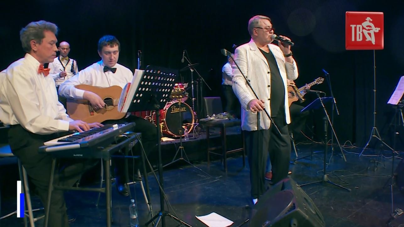 Владислав МЕДЯНИК - НЕ ХОЧУ УЕЗЖАТЬ смотреть онлайн