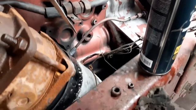 IVECO EVROSTAR. Поменял шпильки, гайки, диск на прицепе и устраняю утечку масла. смотреть онлайн