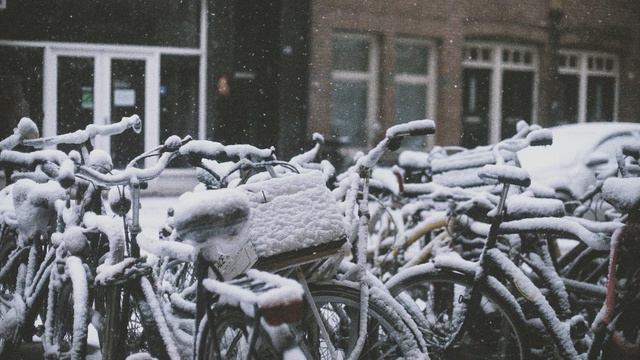 АСМР звуки хруст снега. ASMR Snow walking смотреть онлайн