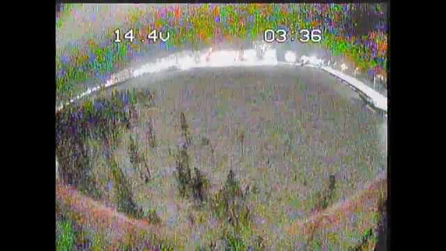 RunCam Eagle 2 Pro тест в кромешной тьме \ test dark night смотреть онлайн