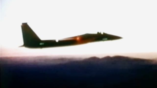 F-15 Lands with One Wing смотреть онлайн
