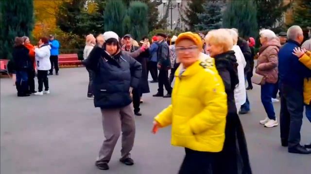 ЛЮБИ МЕНЯ,МЕНЯ ЛЮБИ! 29 ОКТЯБРЯ 2023 ХАРЬКОВ ТАНЦЫ В ПАРКЕ смотреть онлайн