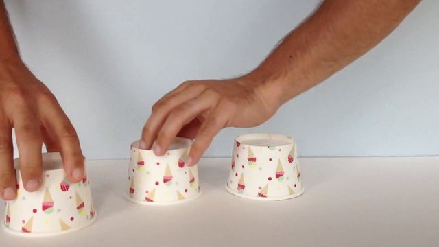 Theatre Tokens 3 Cups Game. смотреть онлайн