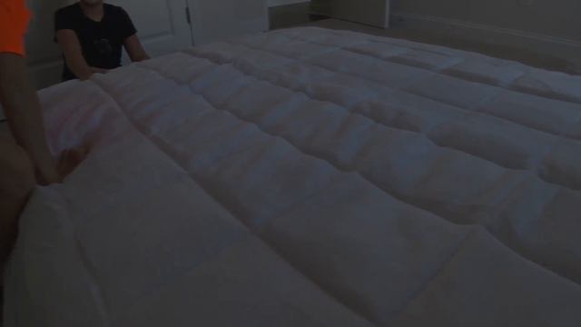 Собрали кровать, наши впечатления / Разбираем вещи, переезд в новый дом продолжается / Влог США смотреть онлайн