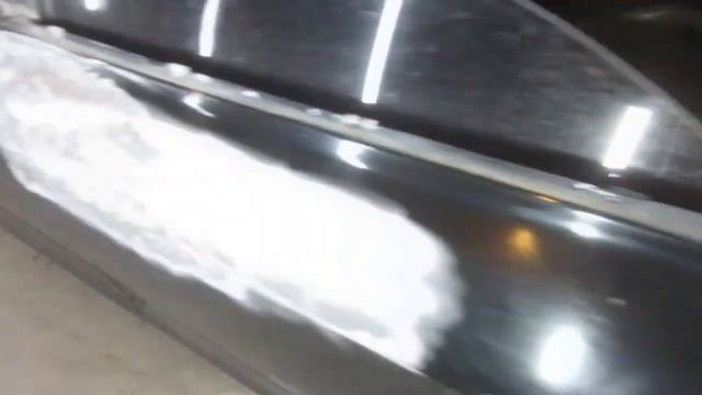 Чтобы кузову не было холодно,его весь покрыли толстым слоем шпатлёвки. смотреть онлайн