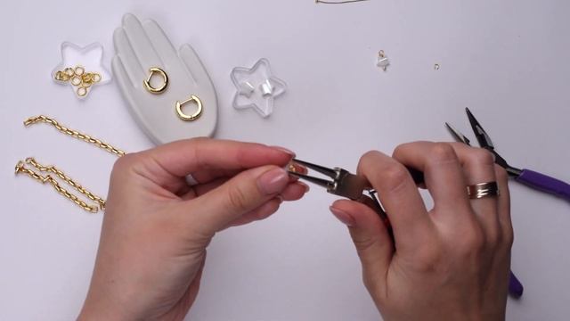 Серьги звезды из цепочек своими рукамиI DIY для новичков смотреть онлайн