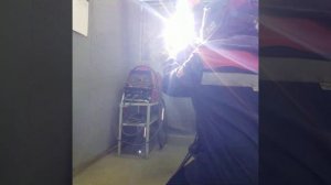 Сварка электродами на постоянном и переменном токе.