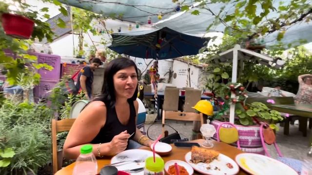 Ответ на Комментарии Итальянок В Турции смотреть онлайн