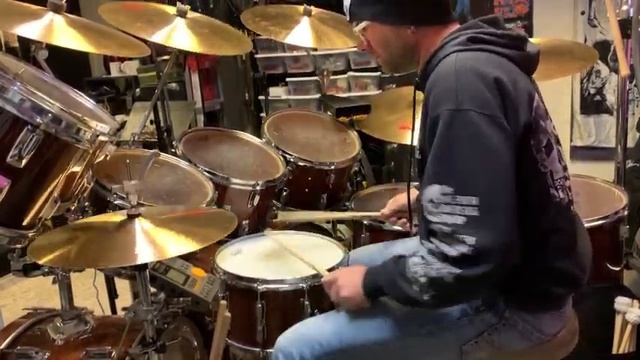 Pandemic Pandemonium Paradiddles Please! смотреть онлайн