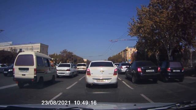 Улицы Города Ургенча. Урганч шахар кучалари. смотреть онлайн