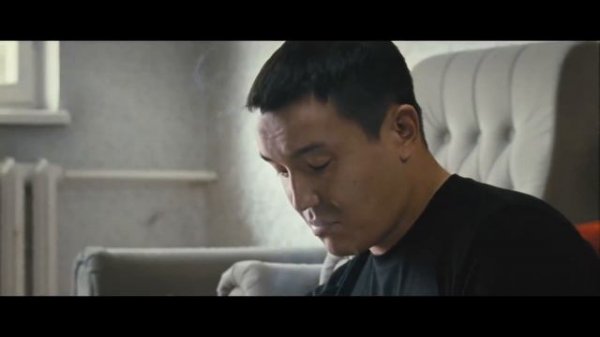 РЭКЕТИР. РУСЛАН И КОМПАНИЯ ВЫБИВАЮТ ДОЛГИ.