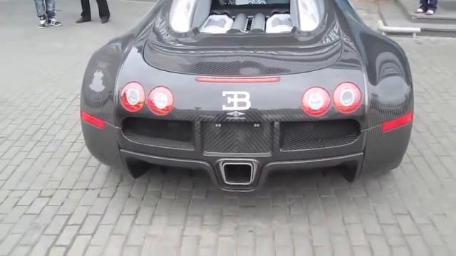 Bugatti Veyron в Москве Бугатти в Москве смотреть онлайн