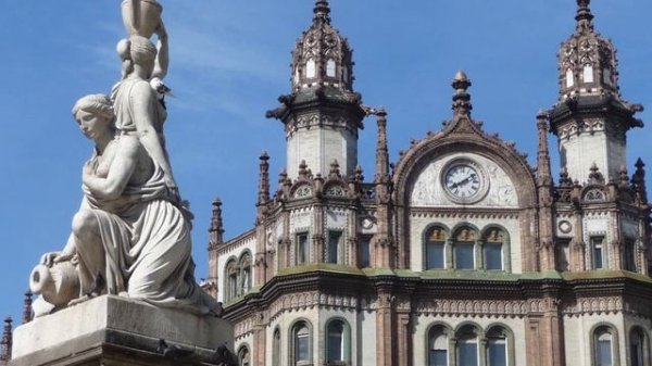 Back to Earth. Dreamland Crescendo