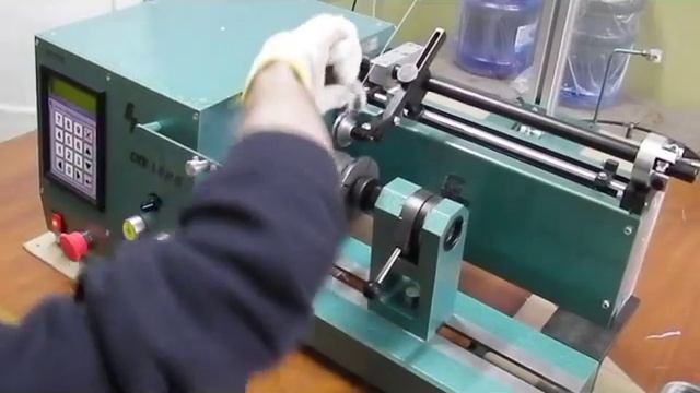 Намотка стальной проволки 0.9мм на станке СУН-1.8МЛ смотреть онлайн