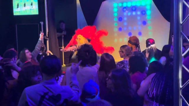 Dusty Boxx performs PCD Tainted Love смотреть онлайн