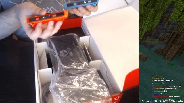 Модди распаковывает подарок от альцеста • Тайный санта смотреть онлайн