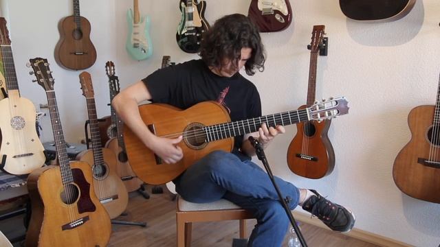 Best Flamenco Guitar ... Faustino Conde 1975 - Furious Flamenco Sound ... You'll Like It!