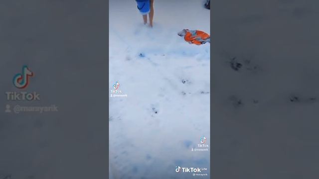 Есть суровые русские бабы в российских селеньях! смотреть онлайн