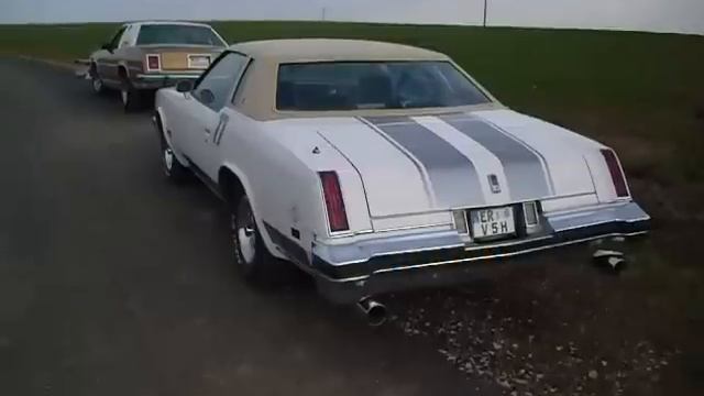 GM 1977 Oldsmobile Cutlass Salon 2-Door Walkaround смотреть онлайн