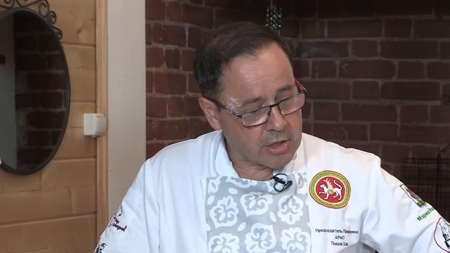 ЗАВТРАК ИЗ ДРОВЯНОЙ ПЕЧИ В ТАТАРСКОЙ УСАДЬБЕ. Гость - Прасов Вадим Викторович. смотреть онлайн