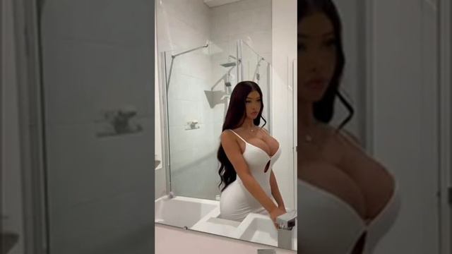 Sylvia_Yasmina_big_curvy_Plus_size_model___Plus_size_try_on_ смотреть онлайн