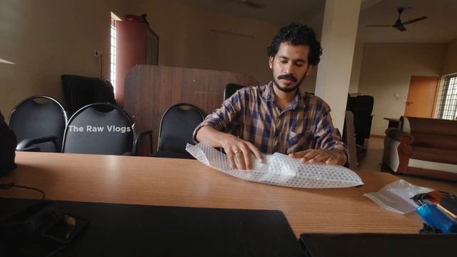 Kerala's First Canon EOS R5 Camera | Quick Unboxing | Unboxing in Malayalam | Mammooty's new camera смотреть онлайн