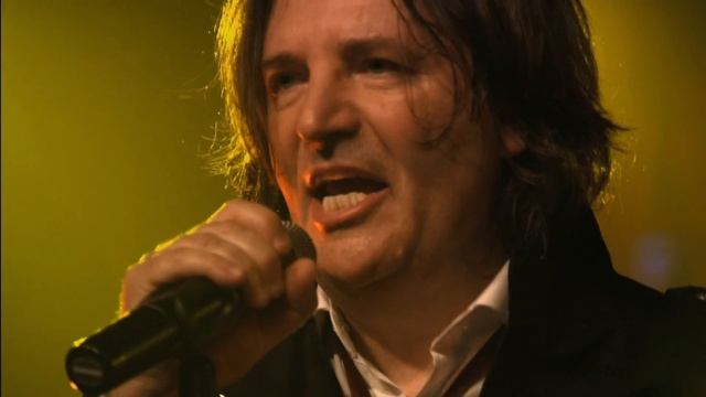 Miguel Mateos - Perdiendo el Control (En Vivo) смотреть онлайн