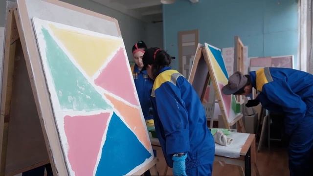 Открытый урок: Нанесение водоэмульсионных составов с малярной лентой смотреть онлайн