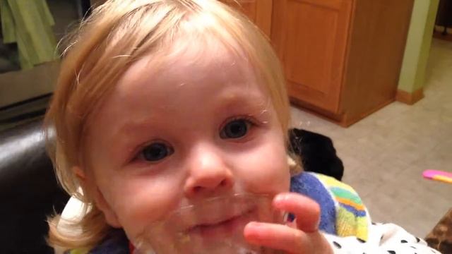 Emmy being silly at dinner смотреть онлайн