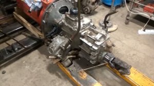 Установка КПП ГАЗ на дизель Д-144 (Т-40) (строю САМОДЕЛЬНЫЙ трактор #5)