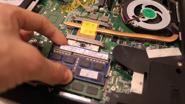 FUJITSU LIFEBOOK A532 Laptop RAM upgrade смотреть онлайн