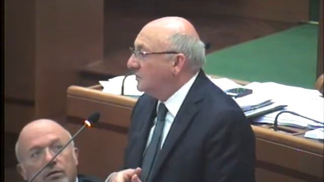 Zingaretti snobba il Consiglio regionale e quindi i cittadini del Lazio смотреть онлайн