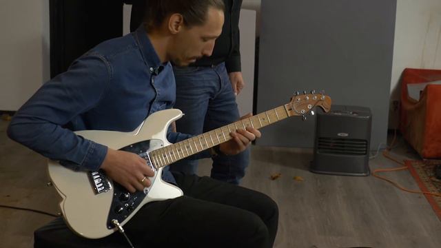 Schwung Crossover - ivory - Shark смотреть онлайн