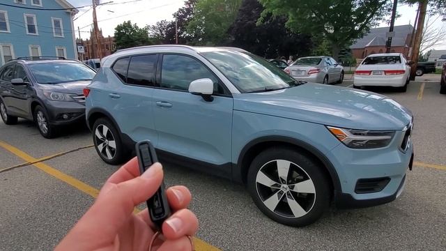 Volvo XC40 Key Fob Trick - Roll Down All The Windows! смотреть онлайн