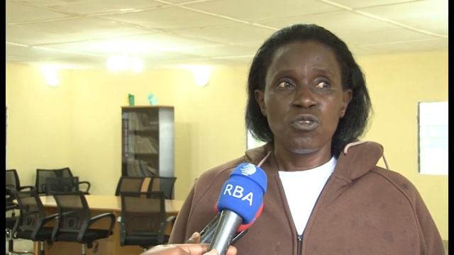 MUTOBO ABASUBIJWE MU BUZIMA BUSANZWE BITEGUYE KUBAKA IGIHUGU смотреть онлайн