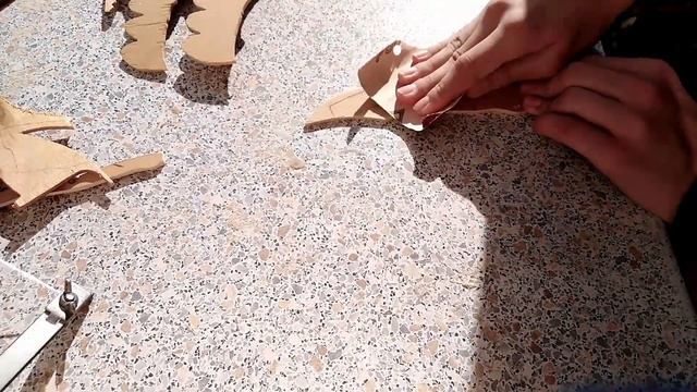 КАК СДЕЛАТЬ НОЖ БАБОЧКУ ИЗ ФАНЕРЫ? смотреть онлайн